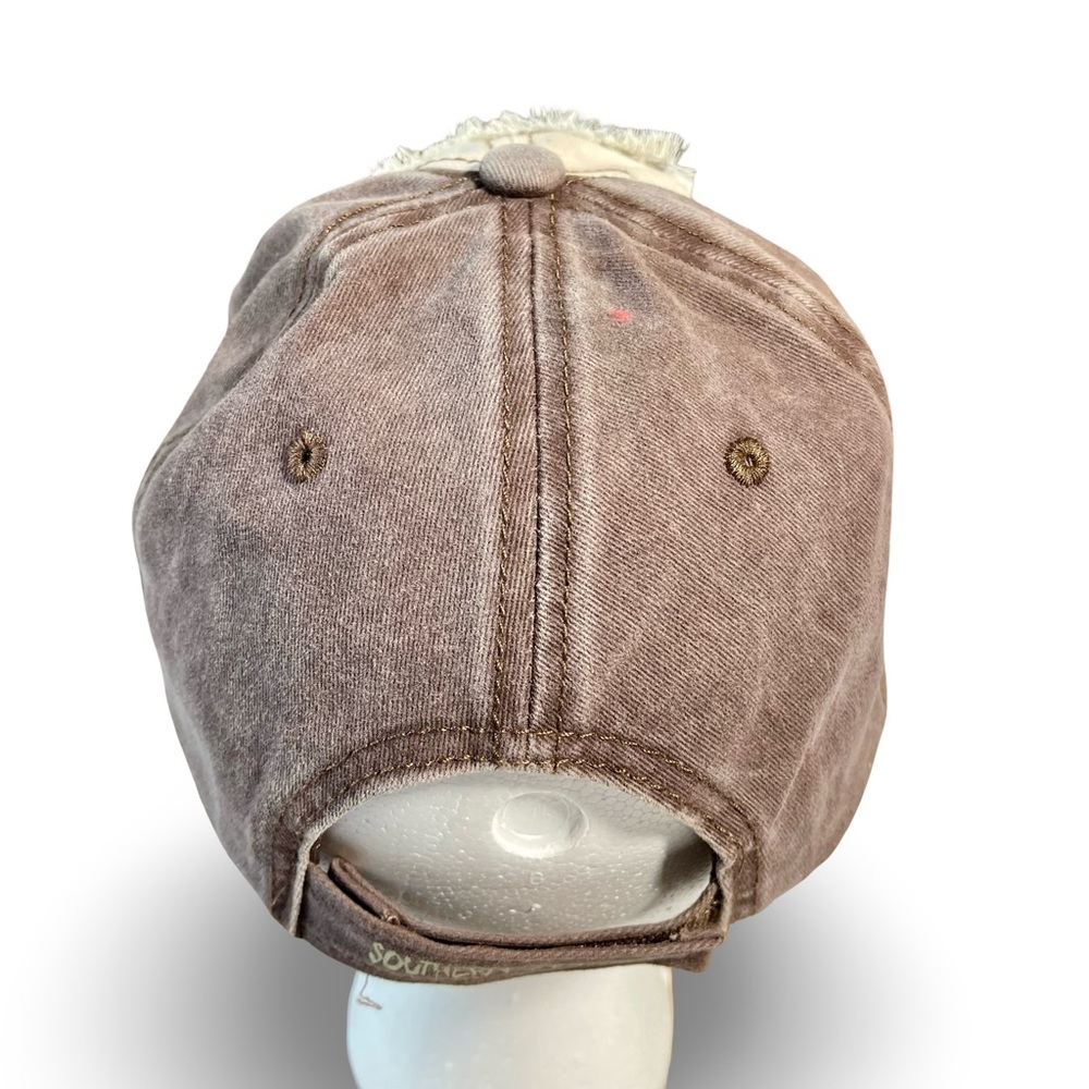 Southern Junkie Distressed Rooster Adjustable Cap O/S - Picture 5 of 8